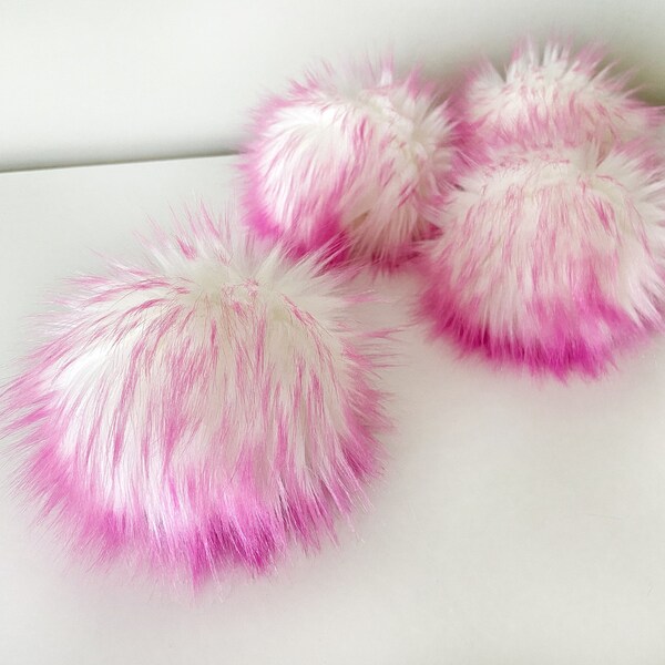 Pompon rose et blanc en fausse fourrure || Pompon BUBBLEGUM de luxe || Pompon végétalien fait main en fausse fourrure disponible avec bouton-pression ou cordon en 3 tailles