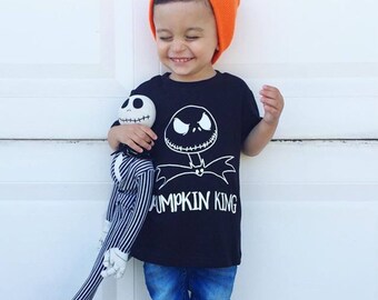 Camiseta de Halloween de Pesadilla del Rey Calabaza. Camiseta navideña para niño y niña. Manga corta o larga.
