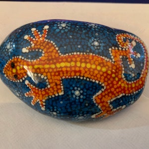 Súper Oscar  Frog art, Cartoon lizard, Hand painted rocks