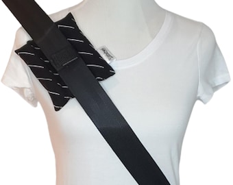 Seat Belt Cover for Ports - Chemotherapy Gift - Surgery Gifts - Mastectomy Gift - SeatBelt Cover - Pacemaker Padding - Chronic Illness