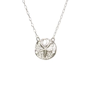 Sand dollar necklace, sterling silver sea star pendant, beach necklace, dainty everyday necklace, dainty sterling silver chain