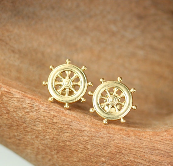 Ships wheel earrings, nautical earrings, sailor earrings, beach earrings, cute gift idea, gift under 20, captains wheel earrings, Ahoy!