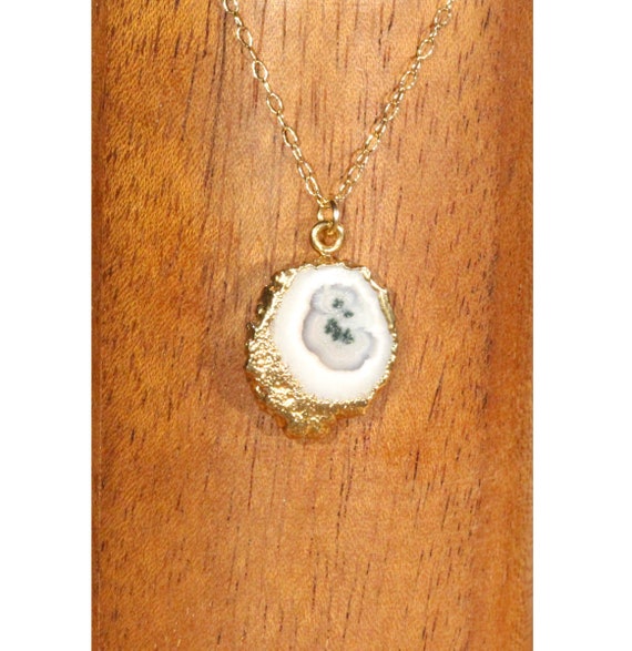 Solar quartz necklace, raw crystal necklace, quartz slice necklace, crystal eye pendant, a gold lined solar quartz on 14k gold filled chain