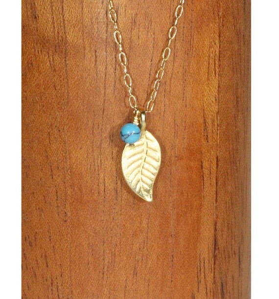 Leaf necklace in gold, everyday necklace, gold leaf, thin gold chain, gift for her, a dainty leaf with turquoise on a 14k gold filled chain