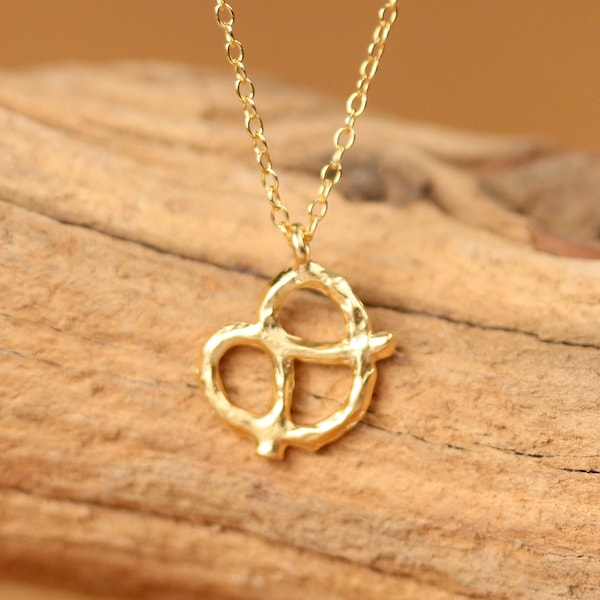 Pretzel necklace, bff necklace, kawaii necklace, the perfect gift, silver pretzel necklace, gold filled necklace, cute friend necklace