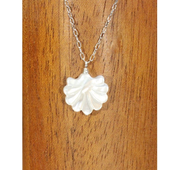 Shell necklace, mother of pearl necklace, tropical beach necklace, summer necklace, a mother of pearl shell on a sterling silver chain