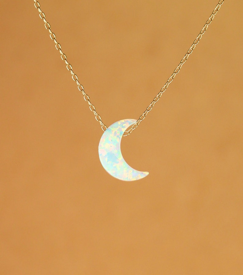 Mond Halskette Opal Mond Halskette Halbmond Halskette ein Halbmond, der an einer 14k Gold Vermeil oder Sterling Silber Kette hängt Bild 1