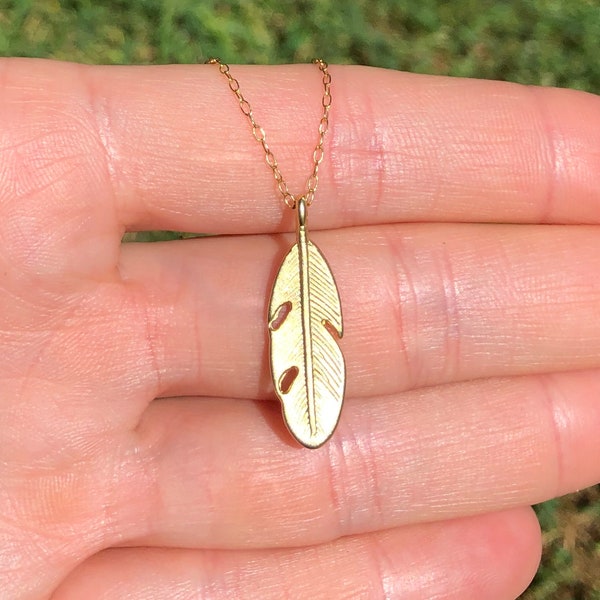 Gold feather necklace, long feather pendant, bird feather jewelry, boho necklace, thin gold layering necklace, nature necklace