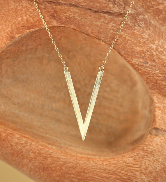 V necklace, triangle necklace, gold arrow necklace, chevron necklace, simple necklace, gold vermeil necklace