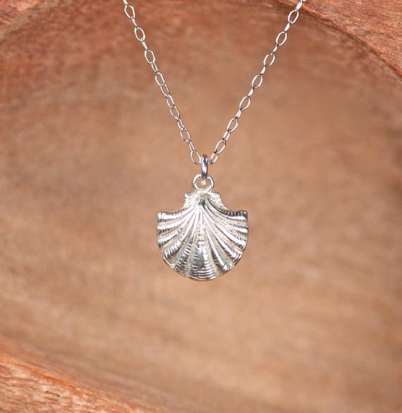 Shell necklace, sterling silver scallop necklace, silver sea shell jewelry, beach jewelry, bohemian summer necklace, ocean necklace