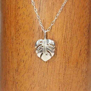 Monstera Leaf Necklace in sterling silver, tropical jungle leaf pendant, palm tree necklace, dainty necklace, green thumb, gift for her