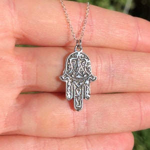 Silver hamsa necklace, fancy hamsa pendant, hand of god, amulet necklace, a filigree style hamsa charm on a sterling silver chain