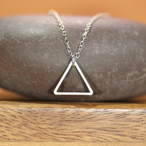 Silver triangle necklace, simple necklace, everyday necklace, geometric necklace, layering necklace, minimalist necklace, triangle pendant