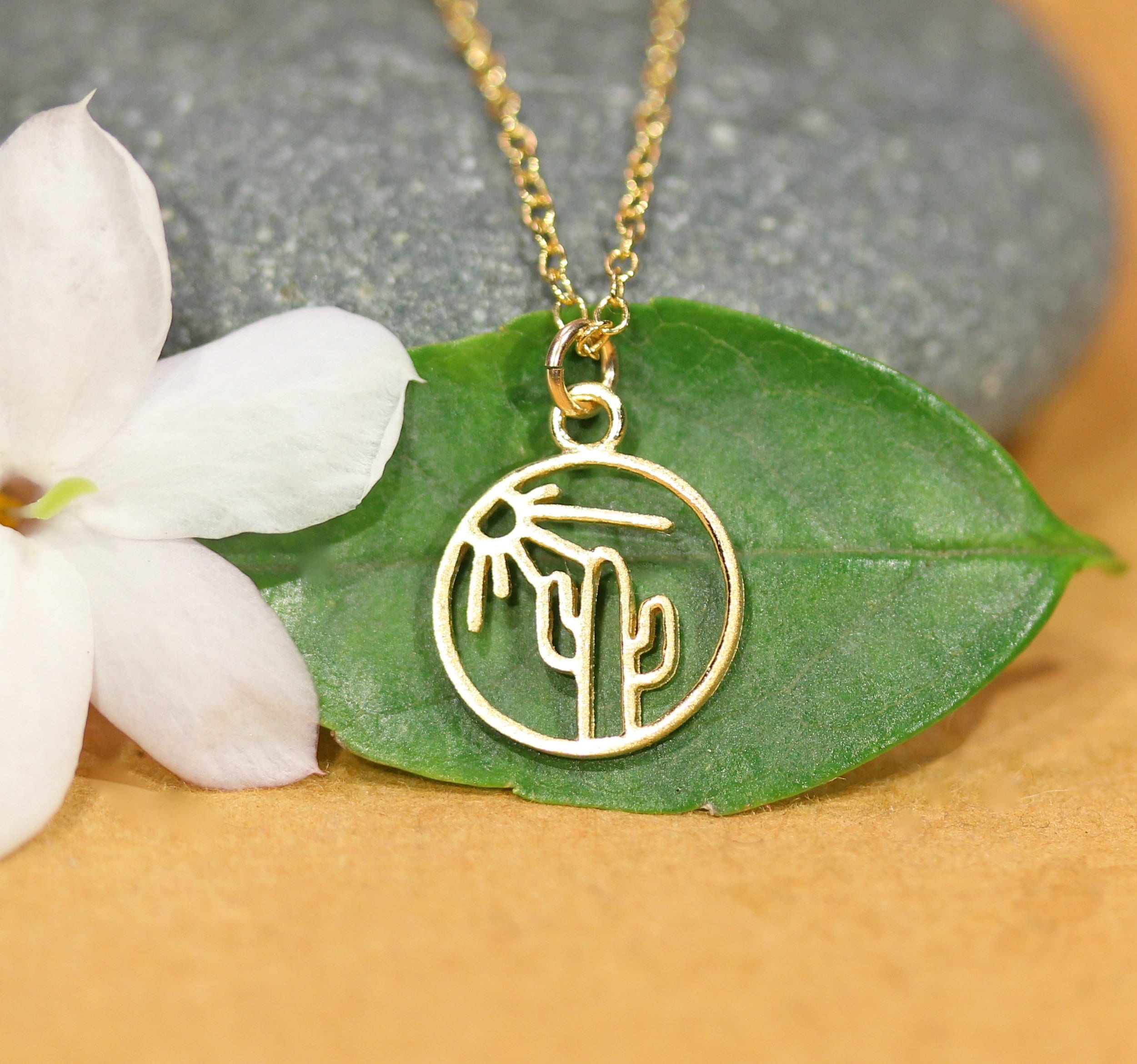 Super cute deals necklaces