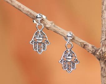 Silver hamsa earrings, hamsa earrings studs in silver, silver hamsa earrings, hand of god, energy protection, good energy earrings
