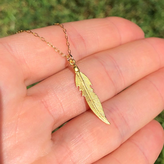 Dainty feather necklace, gold feather pendant, boho necklace, tribal necklace, feather necklace, bohemian necklace, layering necklace - MD