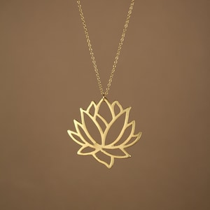 Lotus Halskette, gold Lotus Blume Kette, blühende Blume Schmuck, Lotus Anhänger, eine 14k Gold Vermeil Lotus Blume an 14k Gold gefüllte Kette