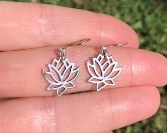 Lotus earrings, sterling silver flower earrings, flower dangle earrings, nature inspired, blooming flower earrings, lotus flower jewelry