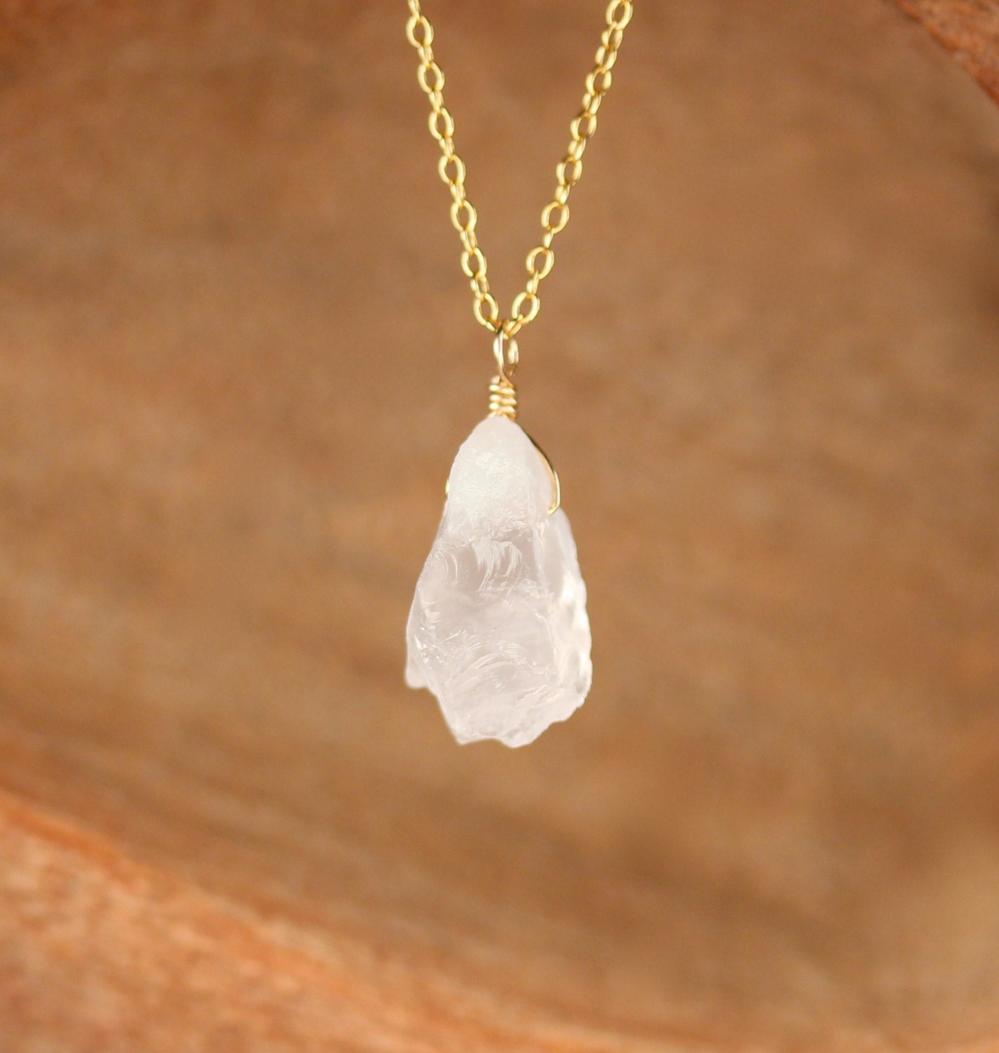 rose quartz crystal necklace meaning