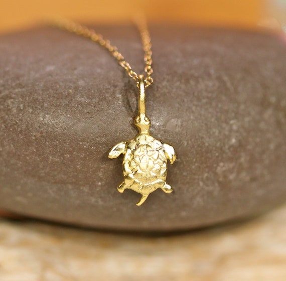Gold turtle necklace, sea turtle jewelry, sea animal, cute charm, thin gold chain, beach jewelry, hawaii