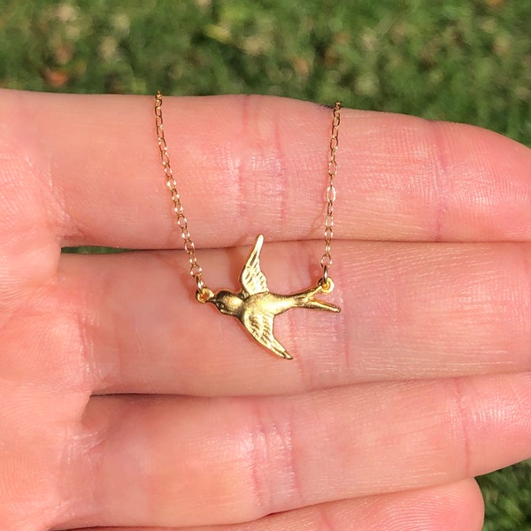 Dainty sparrow necklace, gold bird pendant, flying bird jewelry, layering necklace, feminine necklace, cute gift for her, swallow necklace