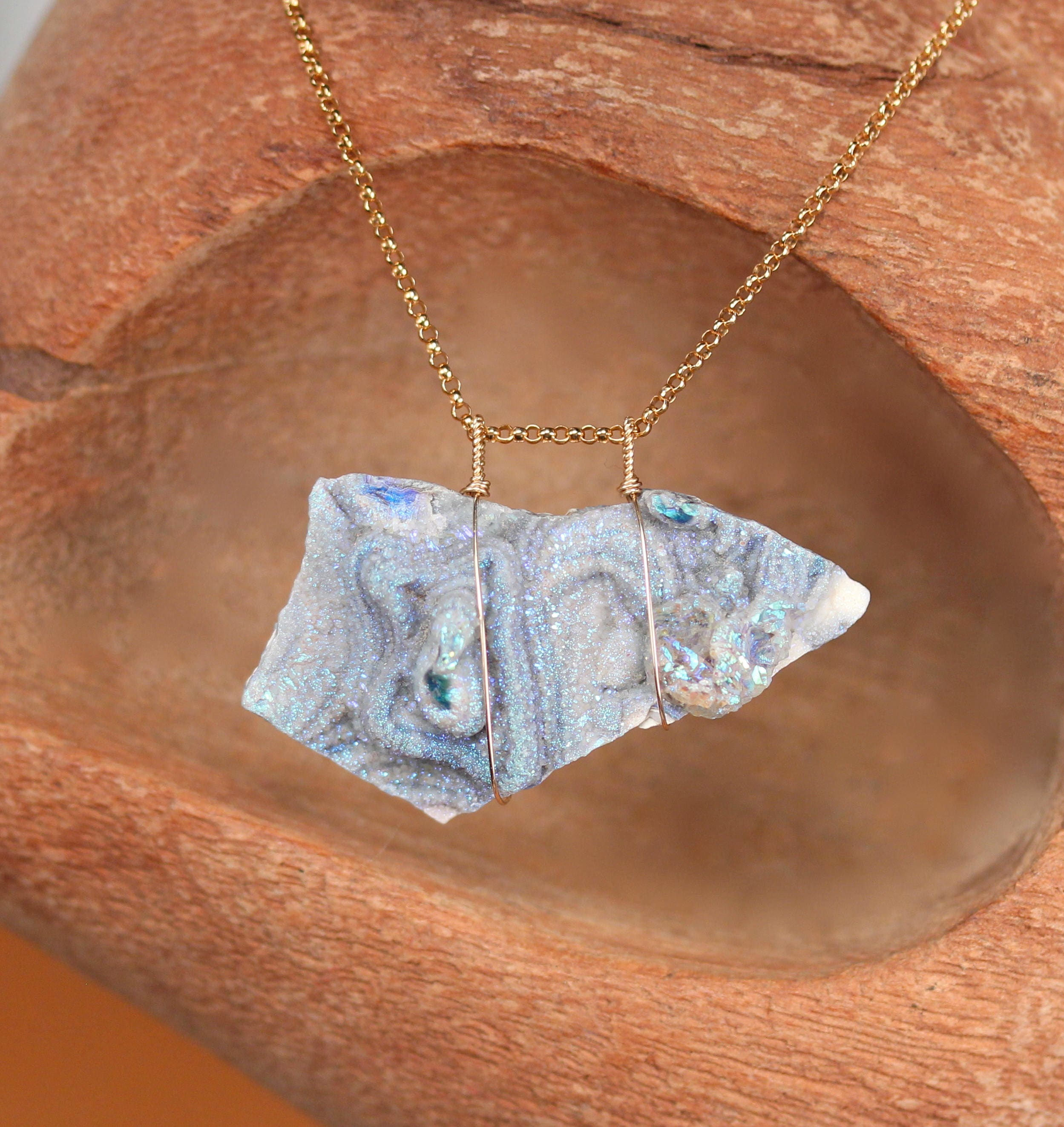 Agate aura store pendant necklace
