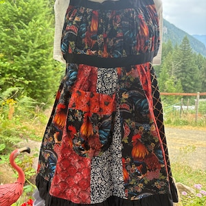 Chicken vintage style fully reversible apron retro Rooster apron Farm apron
