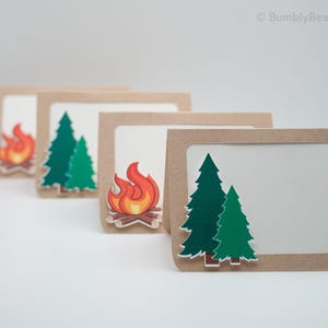 Tiendas de campaña con comida para acampar / Tarjetas de lugar para acampar / Cumpleaños de campamento / Feliz cumpleaños de campista / Campamento en el patio trasero / Fiesta de campamento de scouts