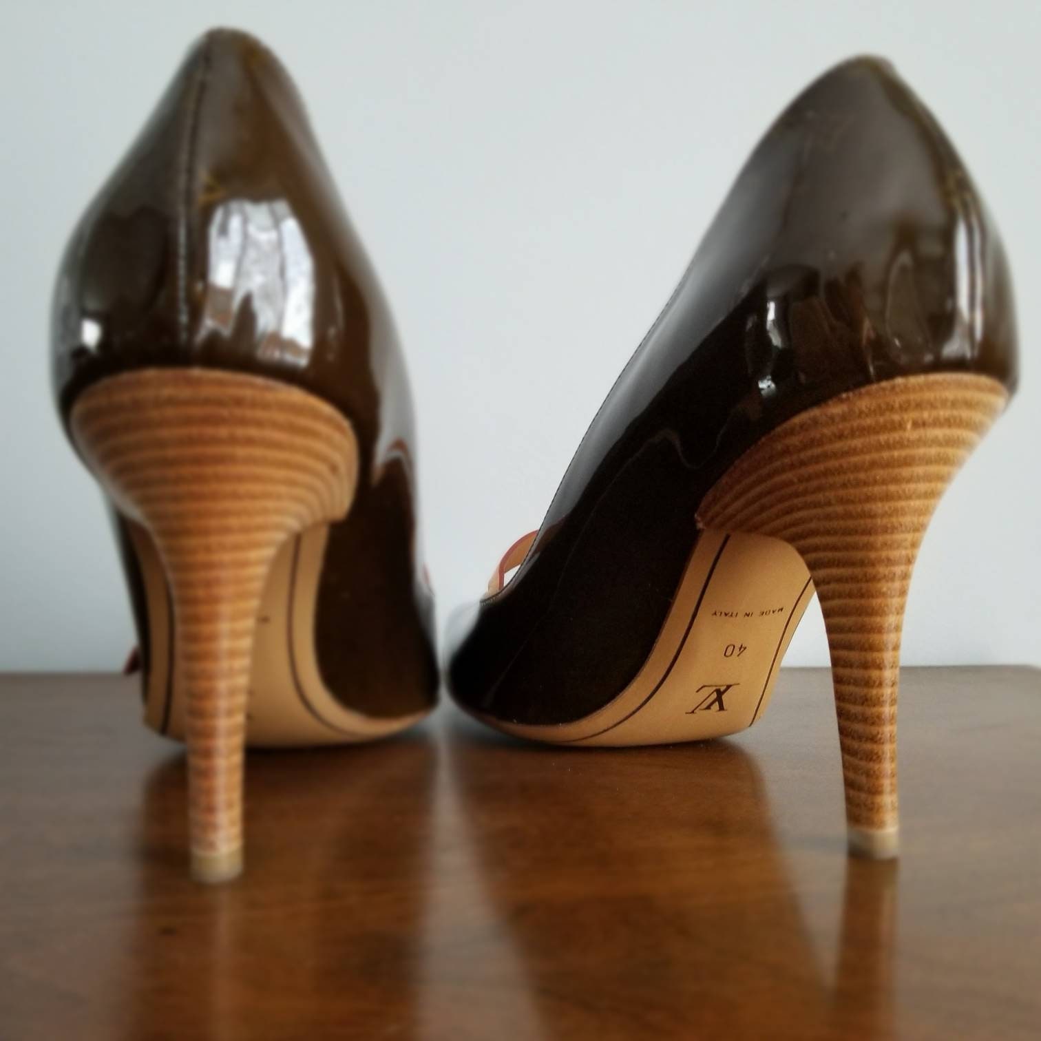Louis Vuitton pre-owned Monogram Panel high-heeled Pumps - Farfetch