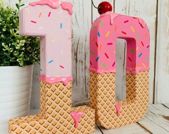 Ice cream photo prop number 2, Stand up &quot;TWO&quot; sign, &quot;TWO&quot; sign birthday, numbers, standing numbers, photo prop, ice cream birthday party