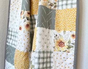 Soft Simple Floral Baby / Toddler quilt / sunflower/ watercolor / boho