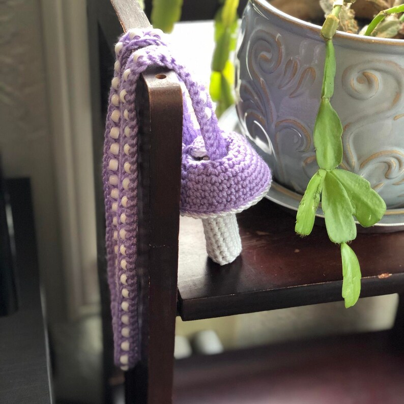 CROCHET PATTERN Beaded Crochet Mushroom Lighter or Chapstick Holder ...