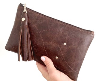 Monroe Leather Pouch:  Distressed Dark Chocolate Brown