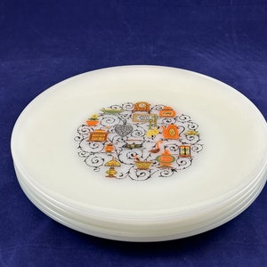 Vintage set of four Fire King Homestead 10&quot; Dinner Plates (1968 - 1971)