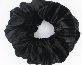 SPIRALOCKS® First ever Bendable wire Scrunchie original design by Spiralocks® BLACK velvet 50cm. Made in Gunu supporting families.