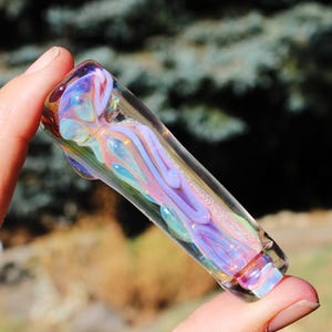 Sparkling color changing rock solid chillum