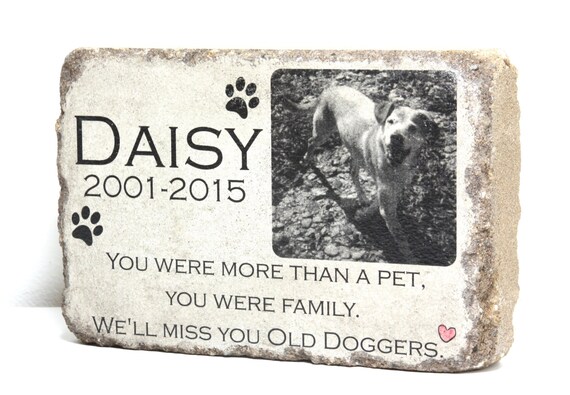 Engraved pet on sale memorial plaque