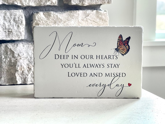 6x9 or 9x12 Memorial Stone for Mom. Indoor/Outdoor Use.  6x9 Tumbled Concrete Paver. Personalized Remembrance Stone for Home or Garden