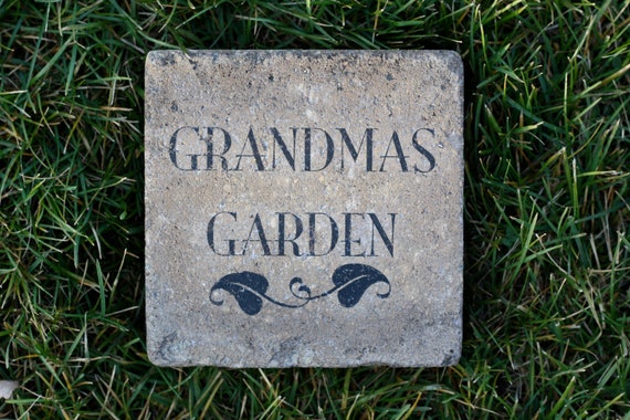 Custom Garden Stone. GRANDMA'S GARDEN.  Grandma/ Grandpa/ Your Choice/ Rustic Tumbled Paver. 6x6 Garden Sign, Personalized Name Stone
