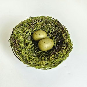 Artificial Vine/Moss Nest 4.5&quot; with eggs for garden decorations, floral arrangements, Xmas, crafts