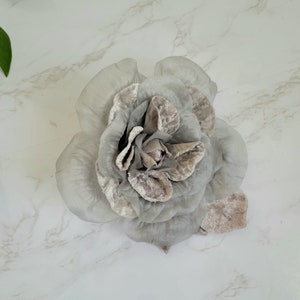 Large 6.5&quot; Silver/grey Silk and Velvet  Millinery Rose with leaves for Hats, Fascinators, Dresses, costumes, Home, weddings