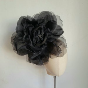 Vintage Millinery Flower Black Velvet w/ 10 Buds for Hat Wedding or Hair Y245 