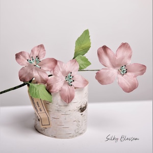 Vintage Mauve Silk Flowers Millinery Clematis made in Germany for Millinery Hats Fascinators, dress pins, hair clips, brooches, Boutonnieres