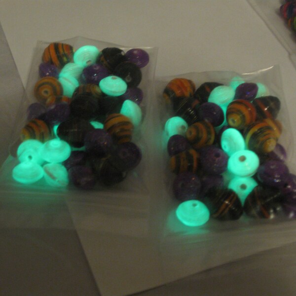 Paper beads-Glow in the dark beads- Halloween- Recycled paper beads- Loose paper beads- Jewelry supplies- Beading supplies-Combo Pack