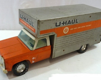 toy uhaul truck