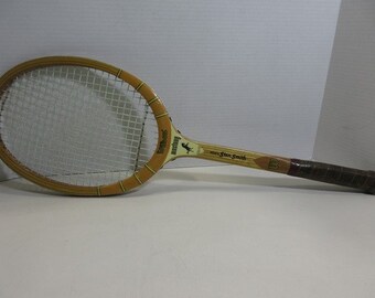 stan smith tennis racket