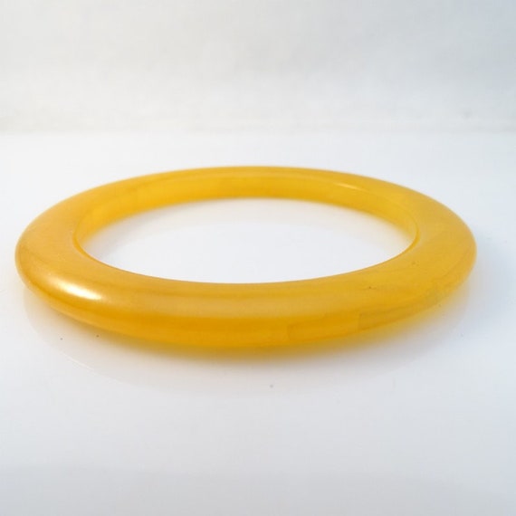 Bakelite Bangle Bracelet *Vintage*  Swirl Translu… - image 2