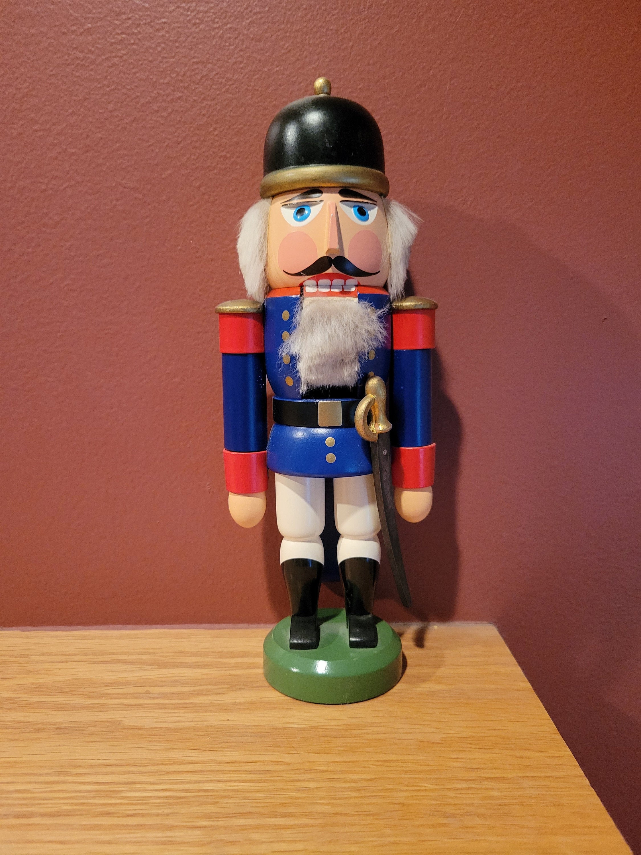 German Nutcracker Master Of The Mountain, Height 28 Cm / 11 Inch Original Erzgebirge By Seiffener Volkskunst Sv 11956