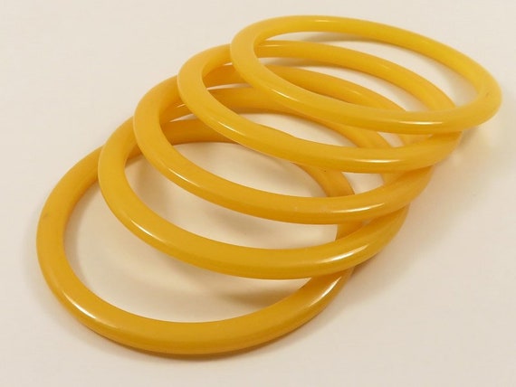 5 Bakelite Bracelets * Vintage * Lemon Marigold Ye