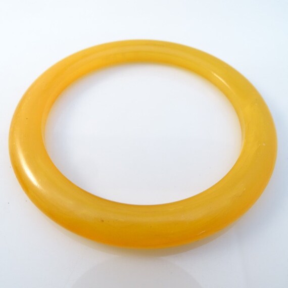 Bakelite Bangle Bracelet *Vintage*  Swirl Translu… - image 3